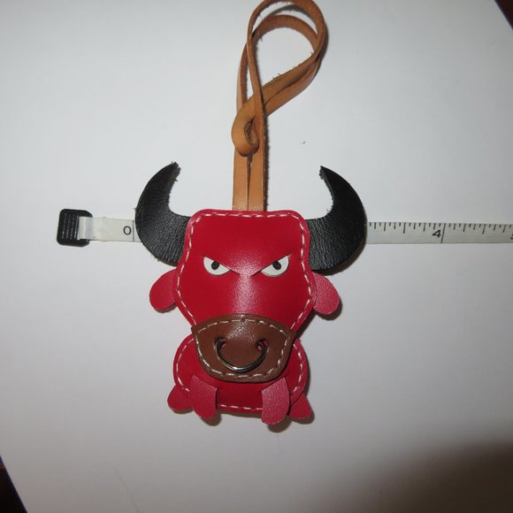 Cool Leather Bull Key Ring Key Fob Bag Charm - Picture 12 of 12